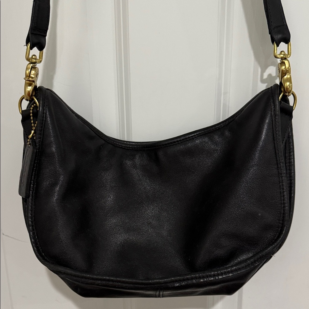 Coach vintage Black Leather Shoulder Bag